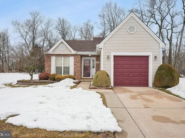 7 DRAKE, MOUNT LAUREL, NJ 08054