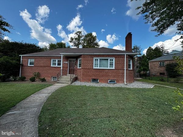 4915 36TH STREET N , ARLINGTON, VA 22207