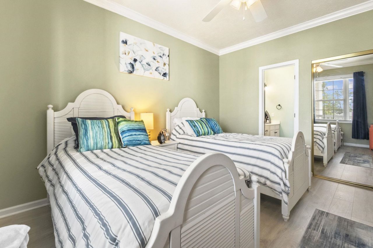 901 West Port Dr.  Photo 29