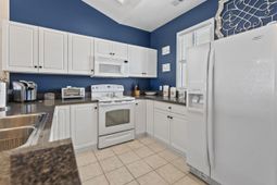 901 West Port Dr.  photo 4