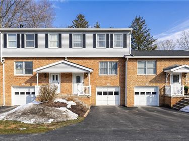 1136 The Grove, Victor, NY 14564