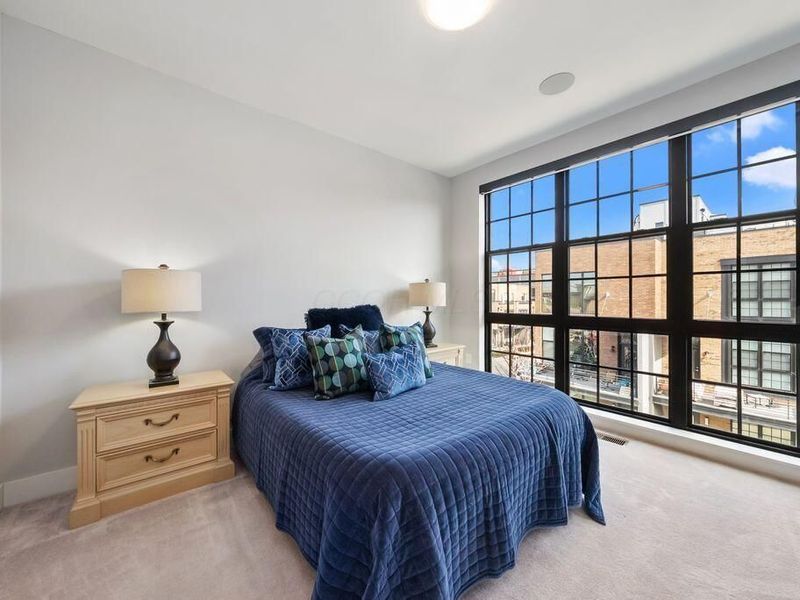 281 Neruda Avenue, Columbus, OH 43215 Photo 17