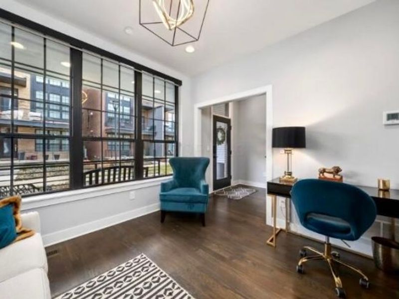 281 Neruda Avenue, Columbus, OH 43215 Photo 5