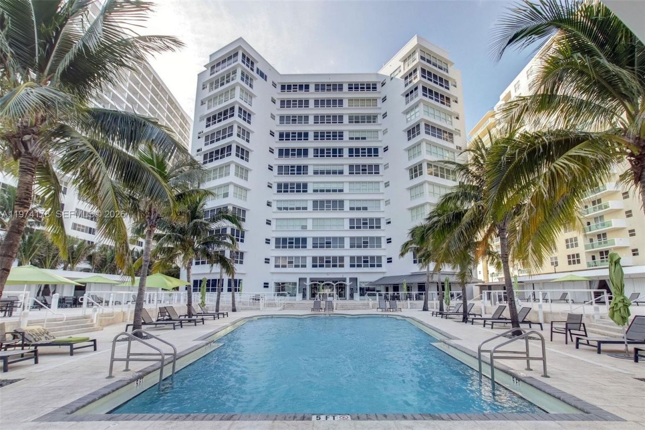 4925 Collins Ave , Unit 8G, Miami Beach, FL 33140 Photo