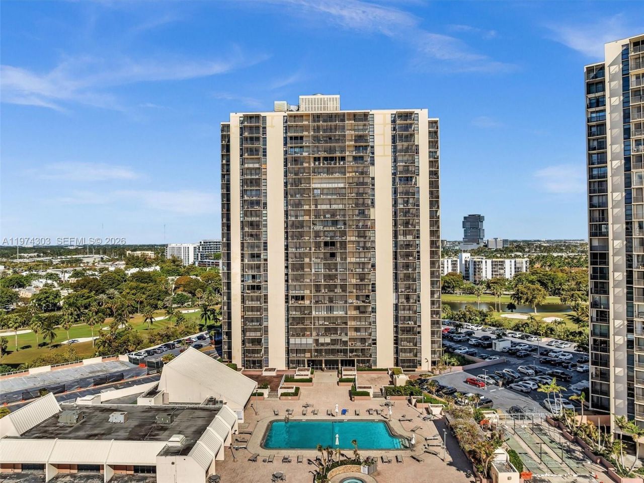 20335 W Country Club Dr, Unit 310, Aventura, FL 33180 Photo