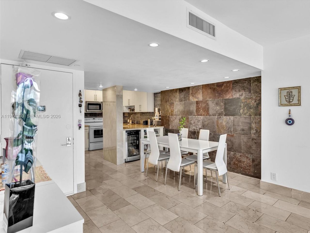 20335 W Country Club Dr, Unit 310, Aventura, FL 33180 Photo