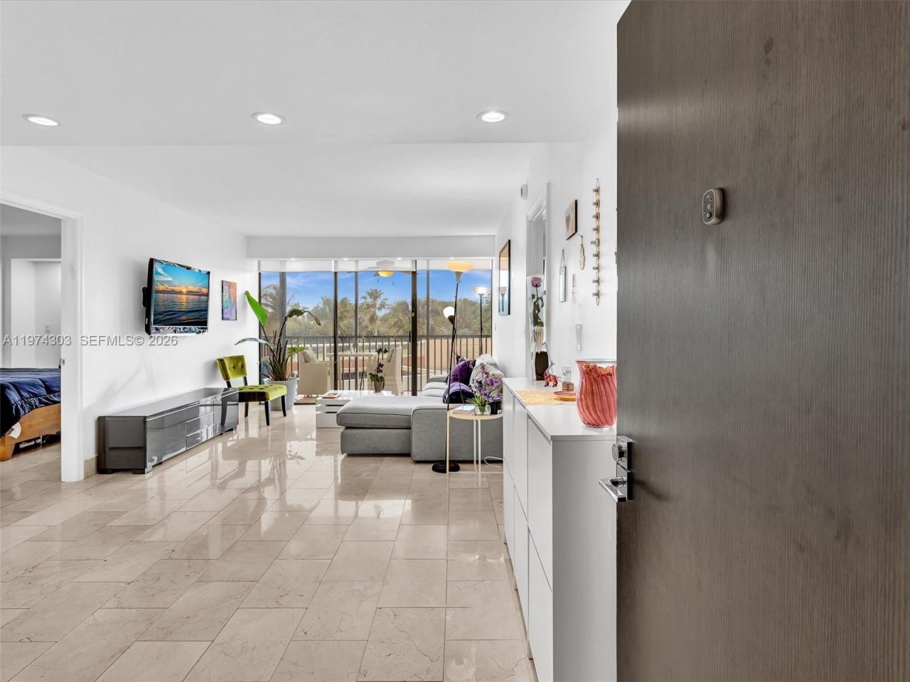 20335 W Country Club Dr, Unit 310, Aventura, FL 33180 Photo