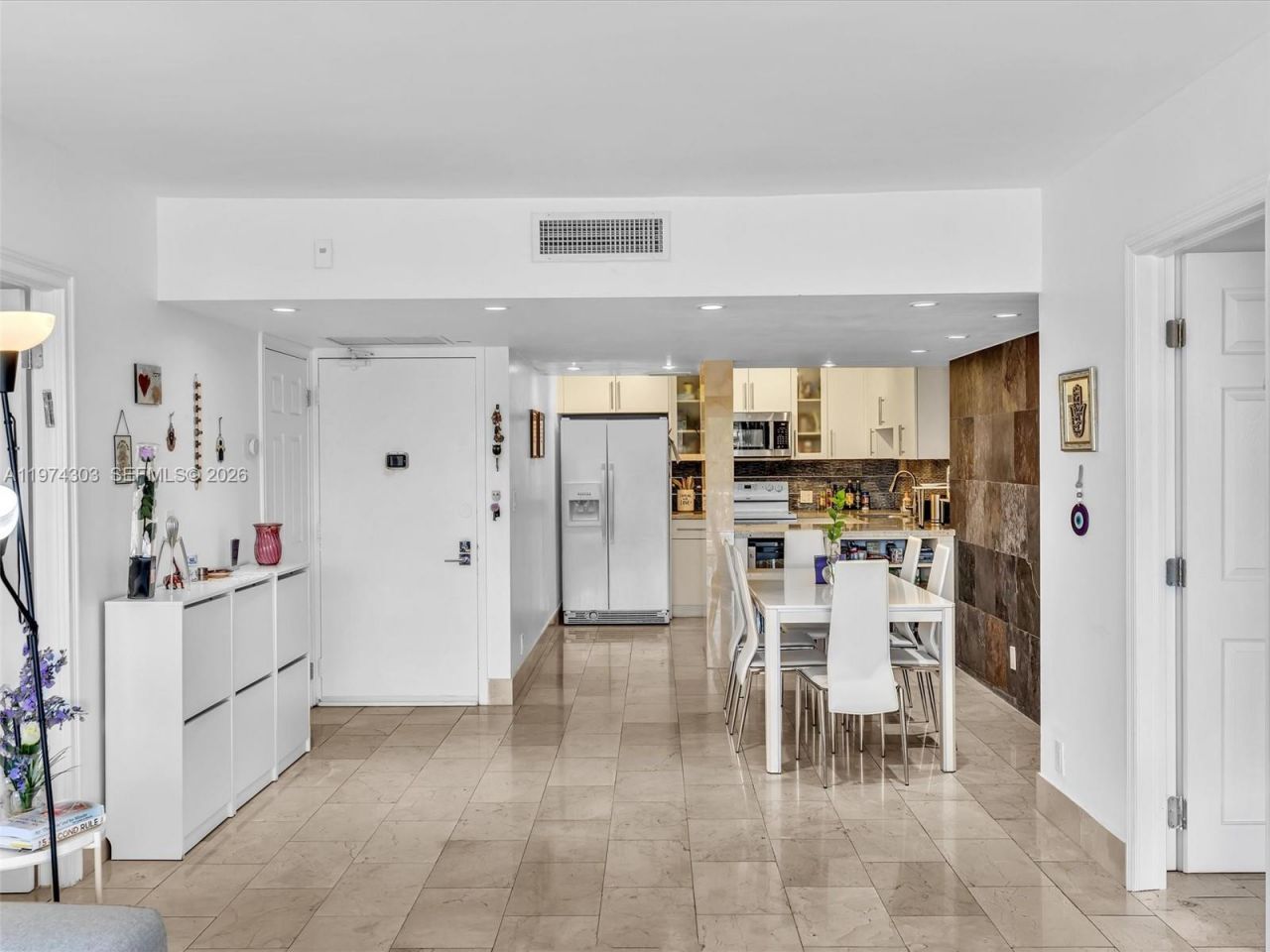 20335 W Country Club Dr, Unit 310, Aventura, FL 33180 Photo