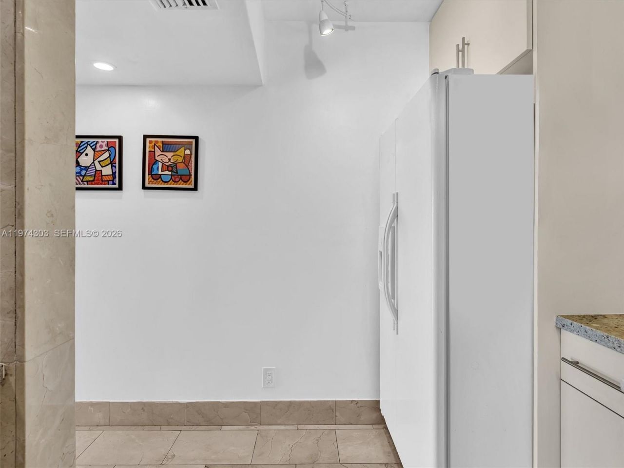 20335 W Country Club Dr, Unit 310, Aventura, FL 33180 Photo