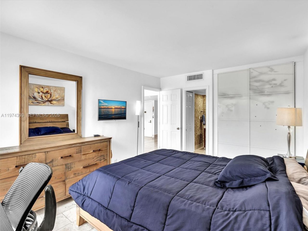 20335 W Country Club Dr, Unit 310, Aventura, FL 33180 Photo