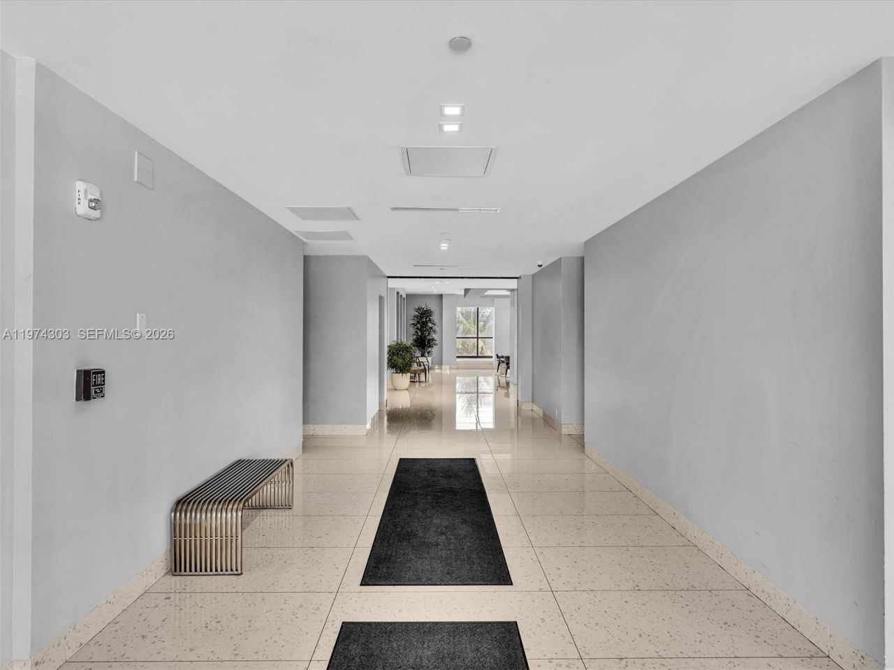 20335 W Country Club Dr, Unit 310, Aventura, FL 33180 Photo