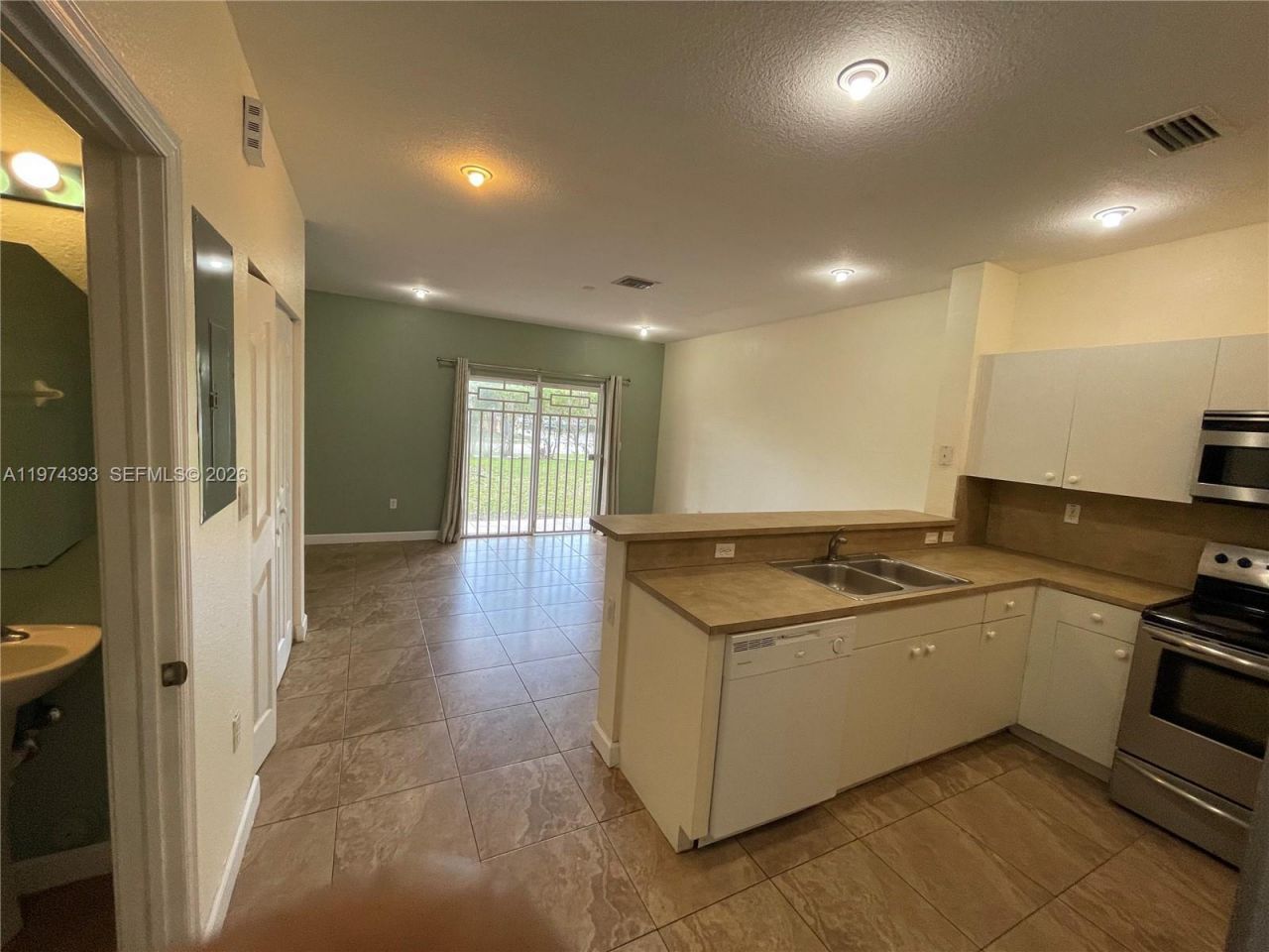 8500 SW 150th Ave, Unit 3, Miami, FL 33193 Photo