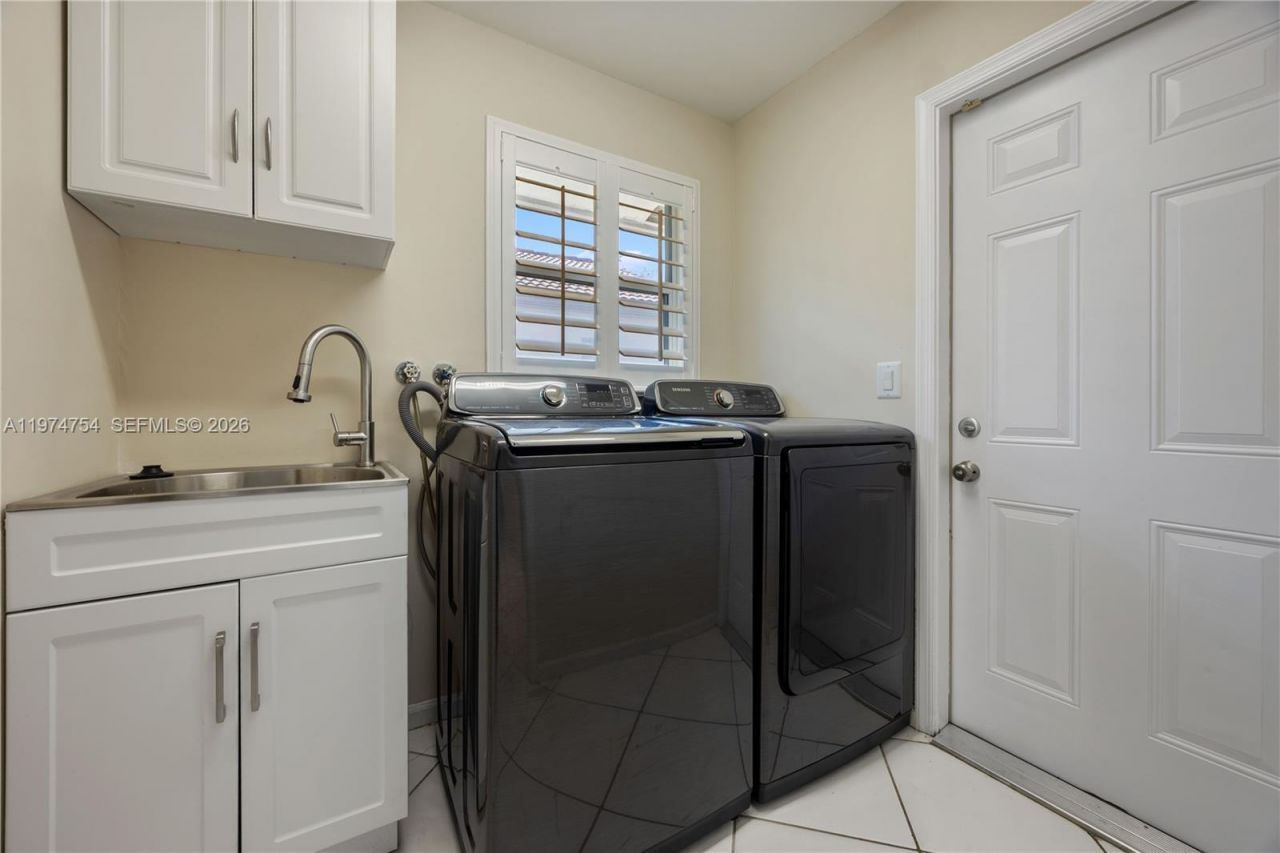 805 Bayside Ln, Weston, FL 33326 Photo