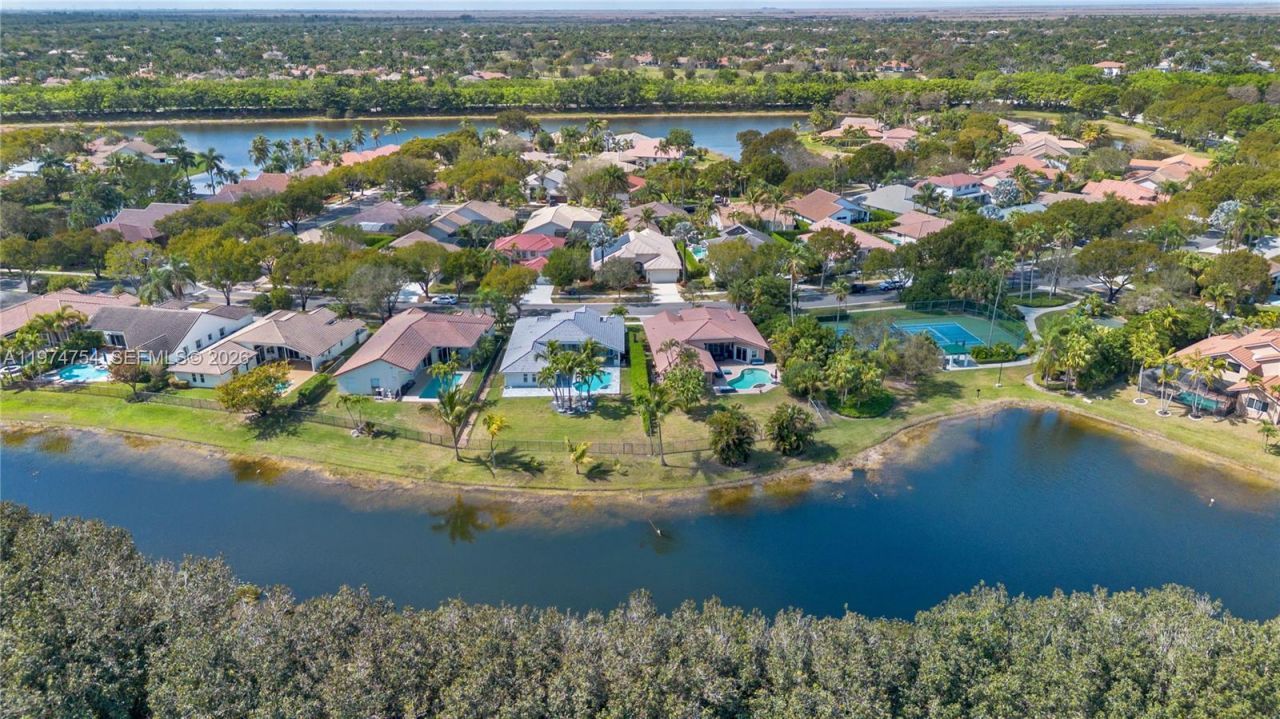 805 Bayside Ln, Weston, FL 33326 Photo