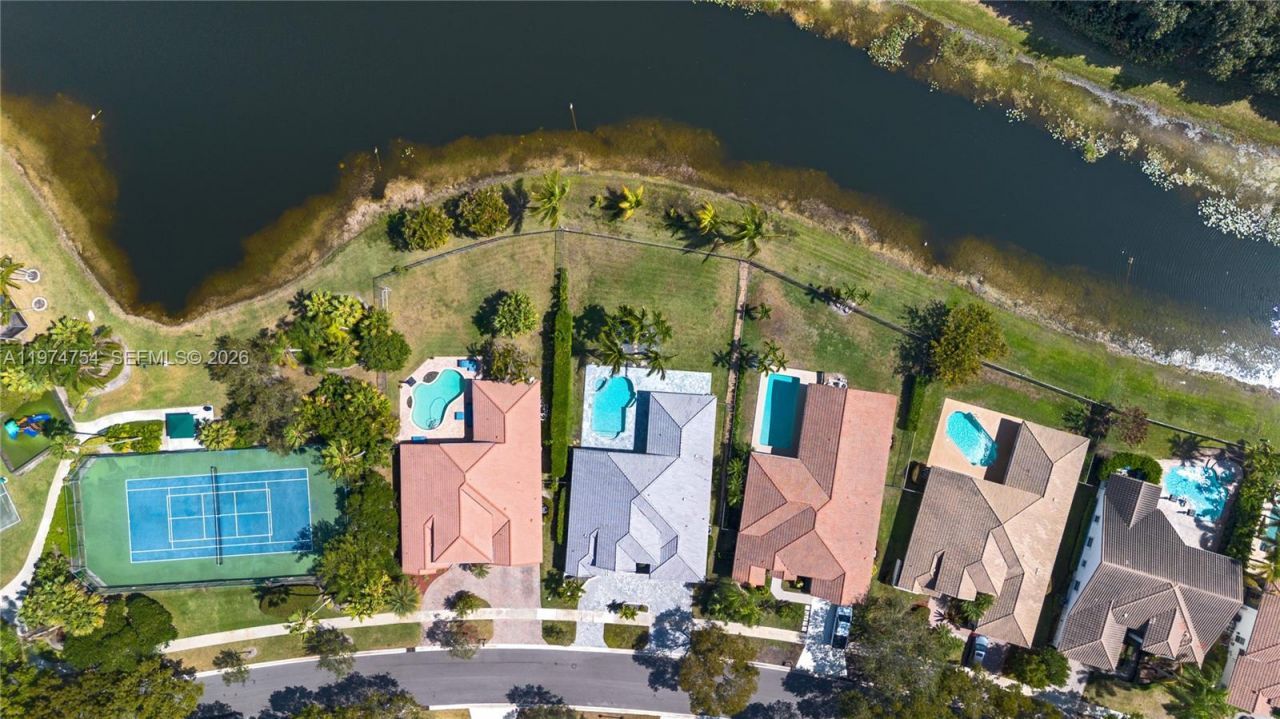 805 Bayside Ln, Weston, FL 33326 Photo