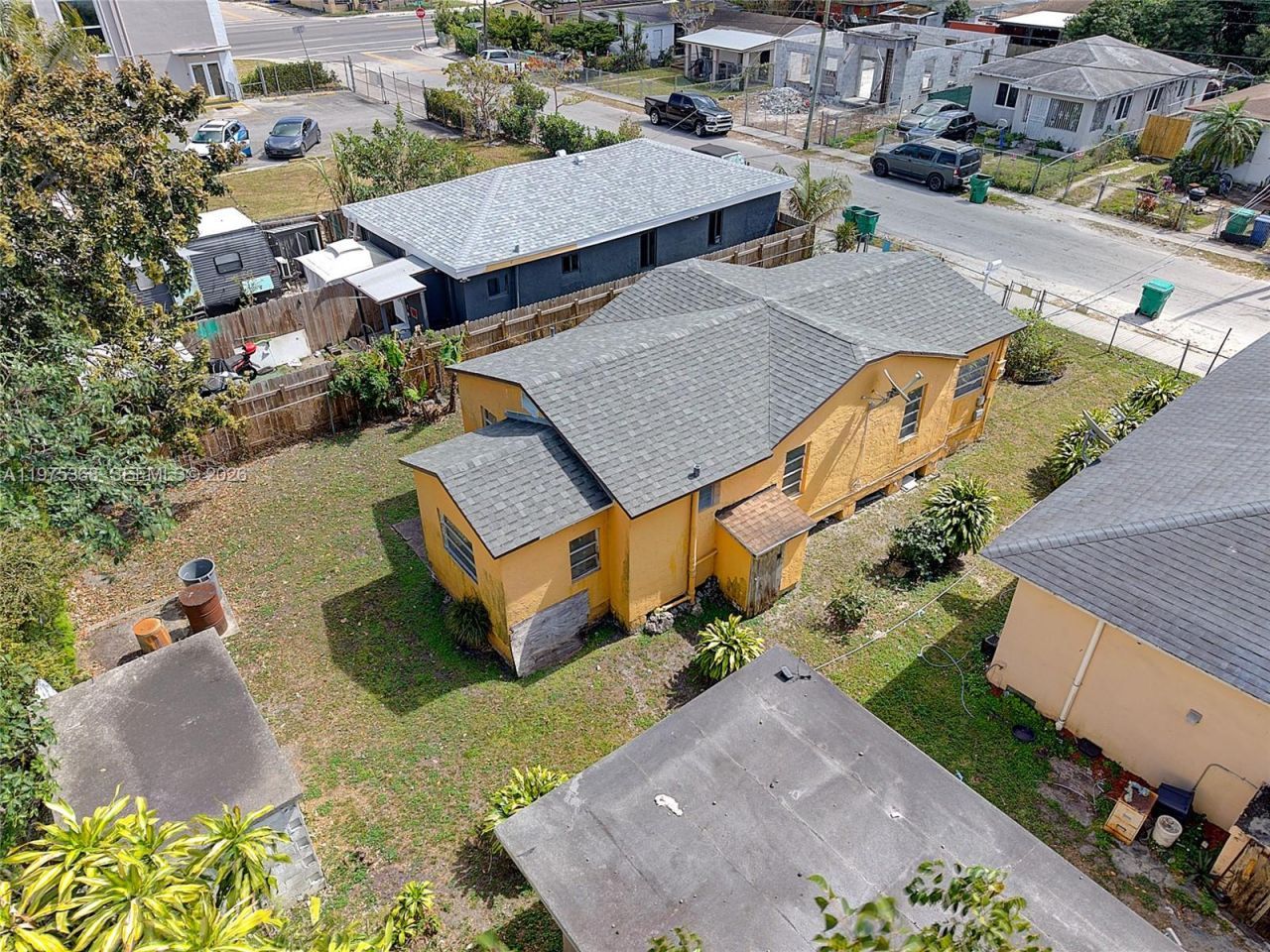 1733 NW 66th St, Miami, FL 33147 Photo