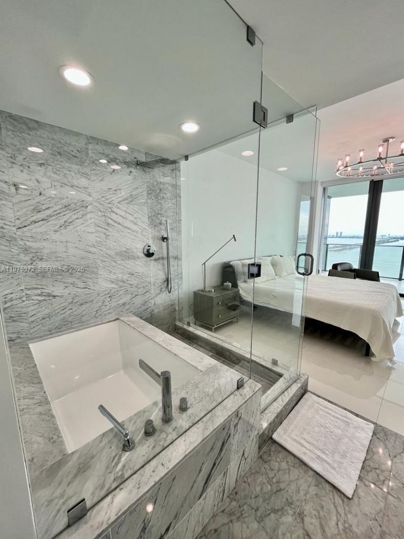 3131 NE 7th Ave , Unit 3003, Miami, FL 33137 Photo