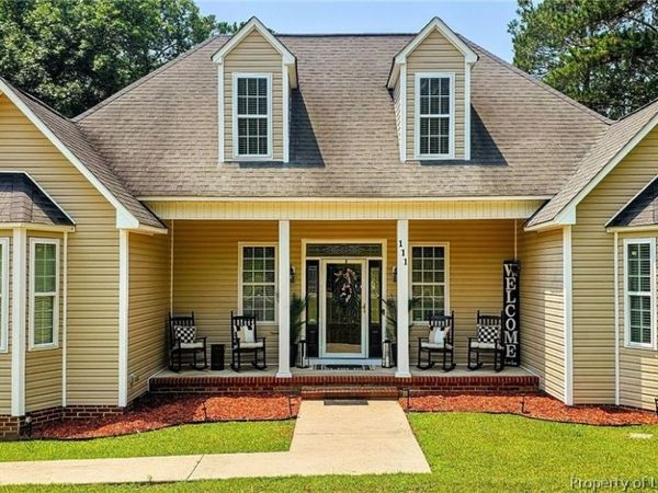 111 Hensdale Road, Raeford, NC 28376