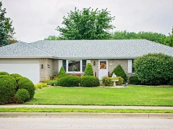 406 S Comet Drive, Braidwood, IL 60408