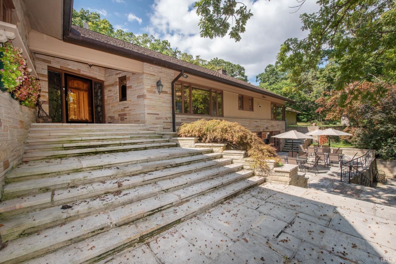 111 N 500 W, West Lafayette, IN 47906