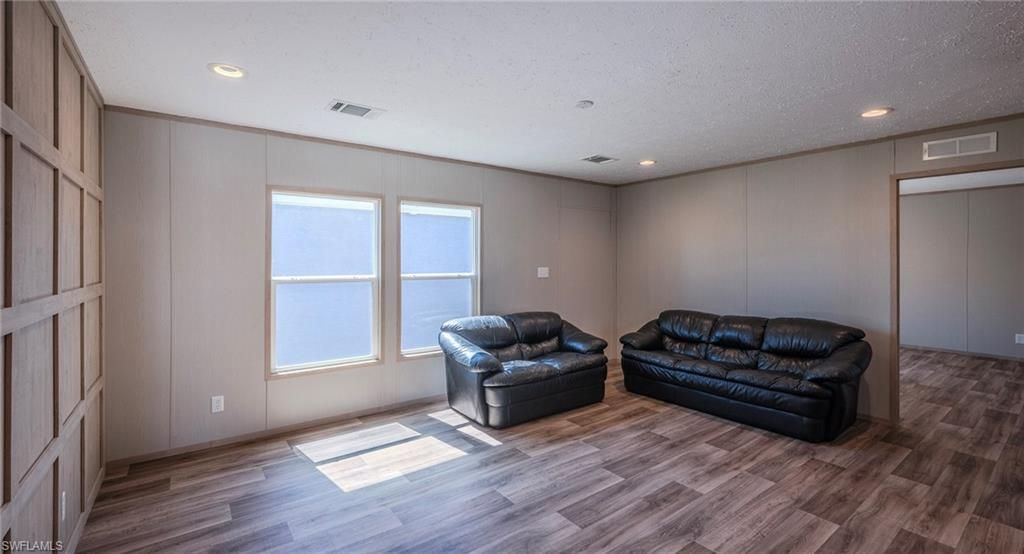 16050 Tierra Plz, Fort Myers, FL 33908 Photo