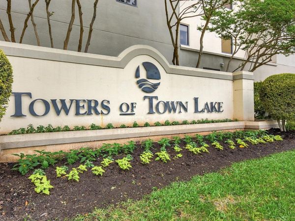 40 N Interstate 35 , Unit 3B3, Austin, TX 78701