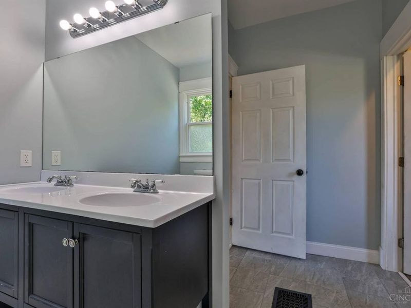 6218 Kennedy Avenue, Cincinnati, OH 45213 Photo 35