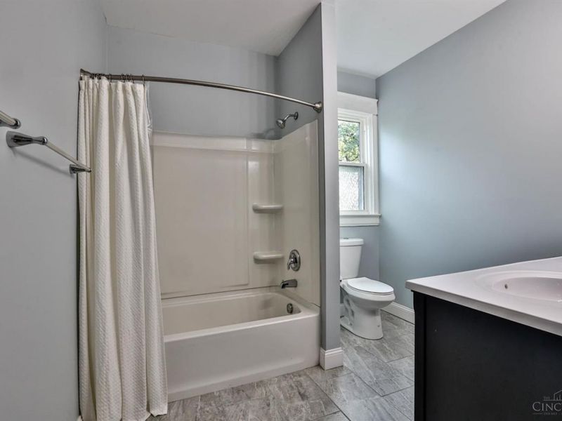 6218 Kennedy Avenue, Cincinnati, OH 45213 Photo 72