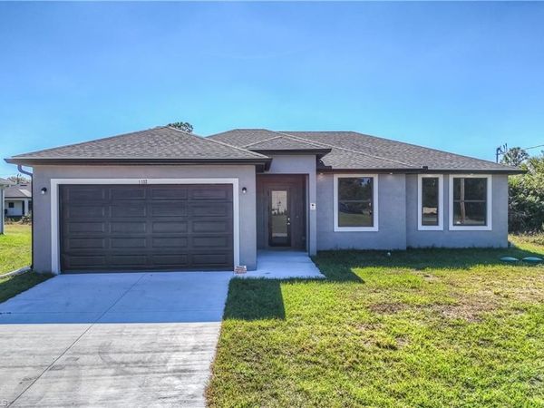 1132 Cumming ST E, LEHIGH ACRES, FL 33974