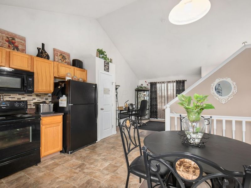 7197 Serenoa Drive, Reynoldsburg, OH 43068 Photo 12