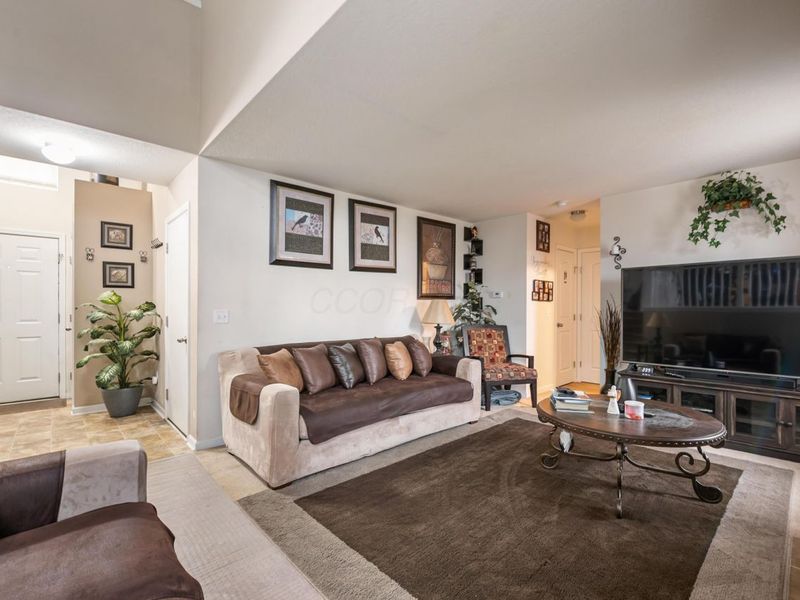 7197 Serenoa Drive, Reynoldsburg, OH 43068 Photo 5