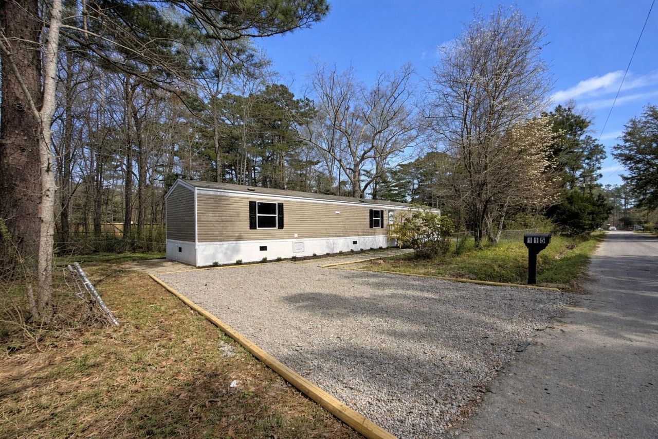 115 Whippoorwill Drive Photo 20