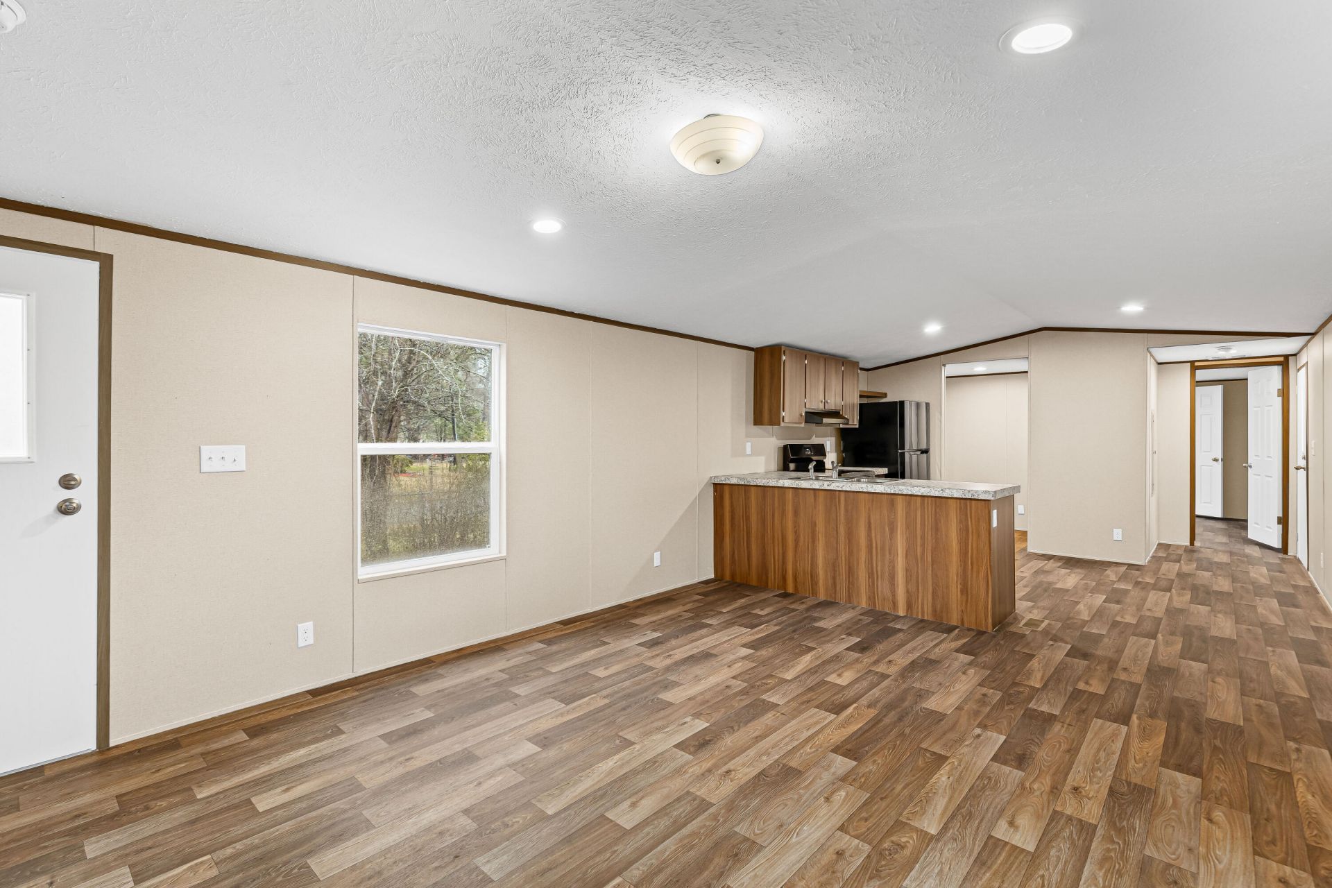 115 Whippoorwill Drive Photo 4