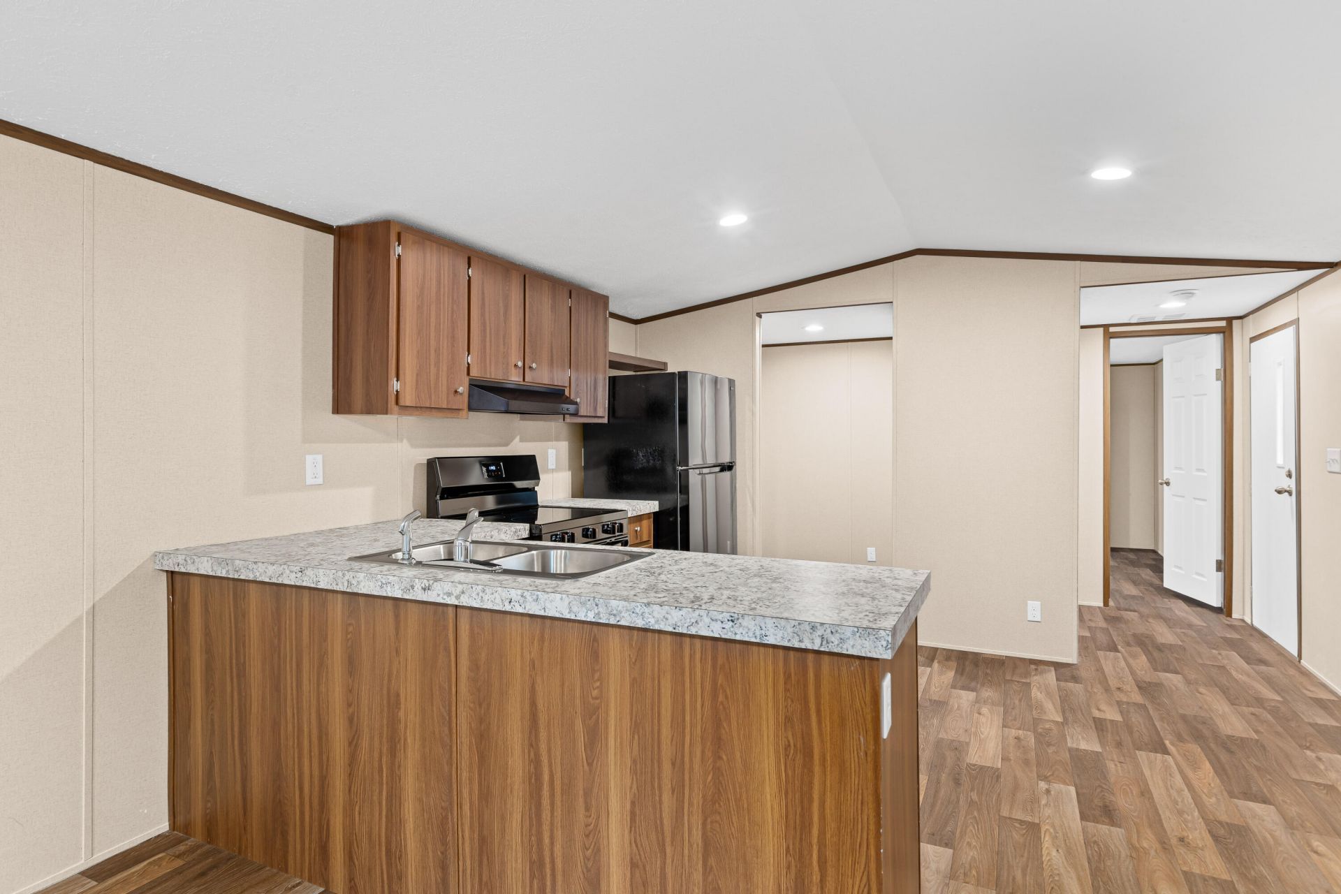115 Whippoorwill Drive Photo 7