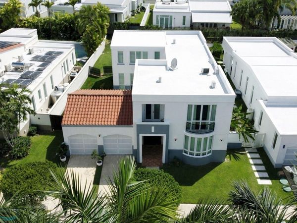 25 JOBOS, Unit 25, Guaynabo, PR 00969