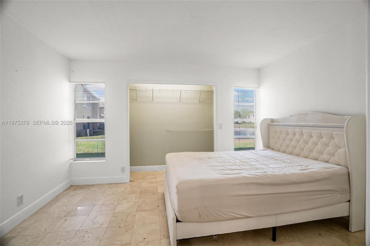 879 Twin Lakes Dr, Unit 1-B, Coral Springs, FL 33071 Photo