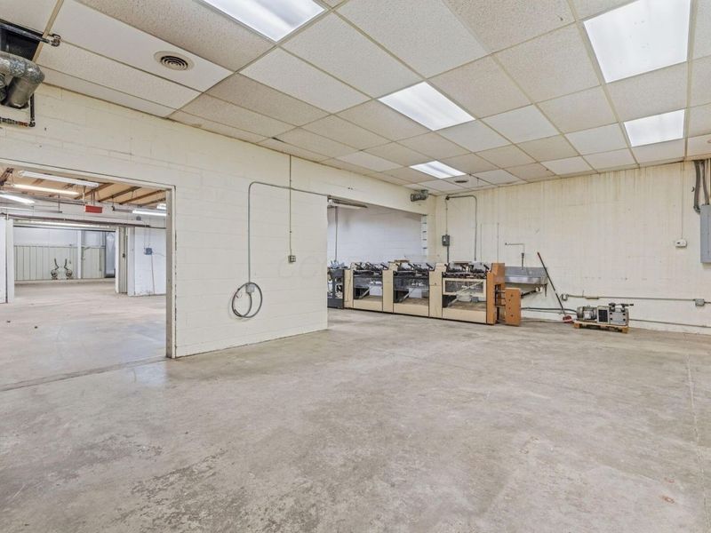 8028 Newark Road , Mount Vernon, OH 43050 Photo 10