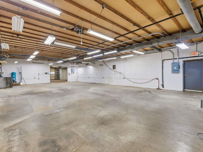 8028 Newark Road , Mount Vernon, OH 43050 Photo 14