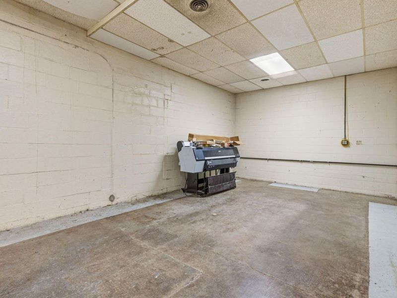 8028 Newark Road , Mount Vernon, OH 43050 Photo 9