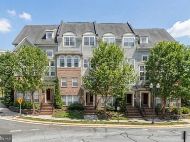 14492 VILLAGE HIGH STREET, GAINESVILLE, VA 20155