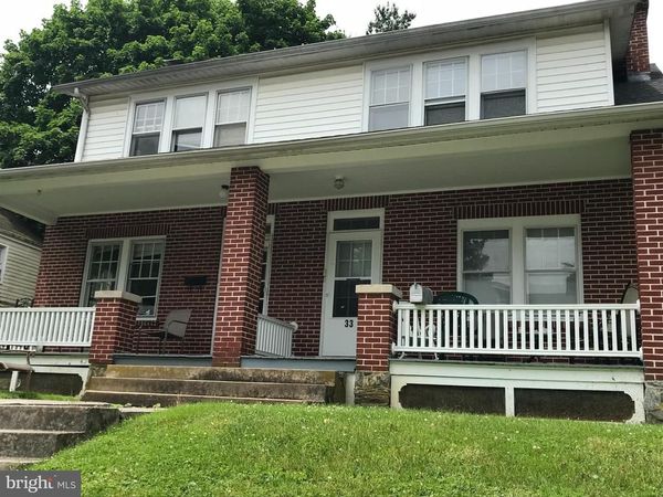 33 N PRINCE STREET, MILLERSVILLE, PA 17551
