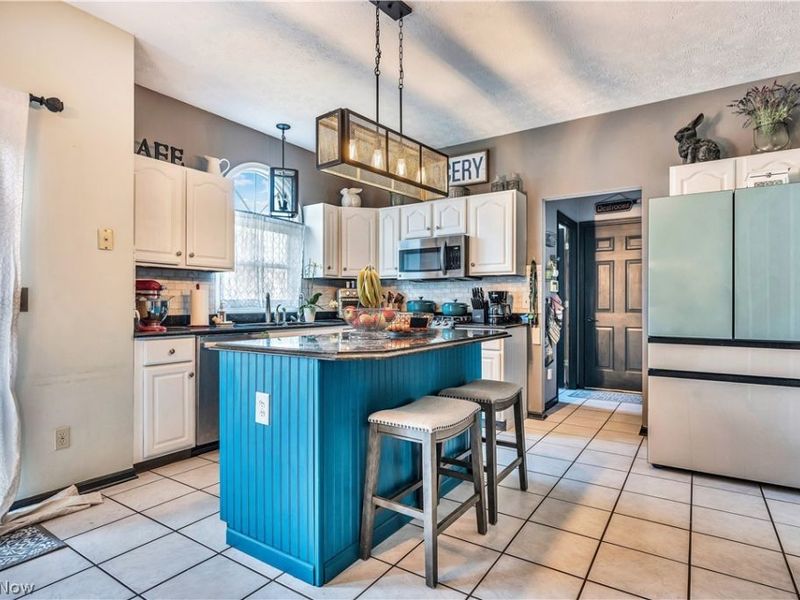 7129 Fenwick Avenue NE, Canton, OH 44721 Photo 10