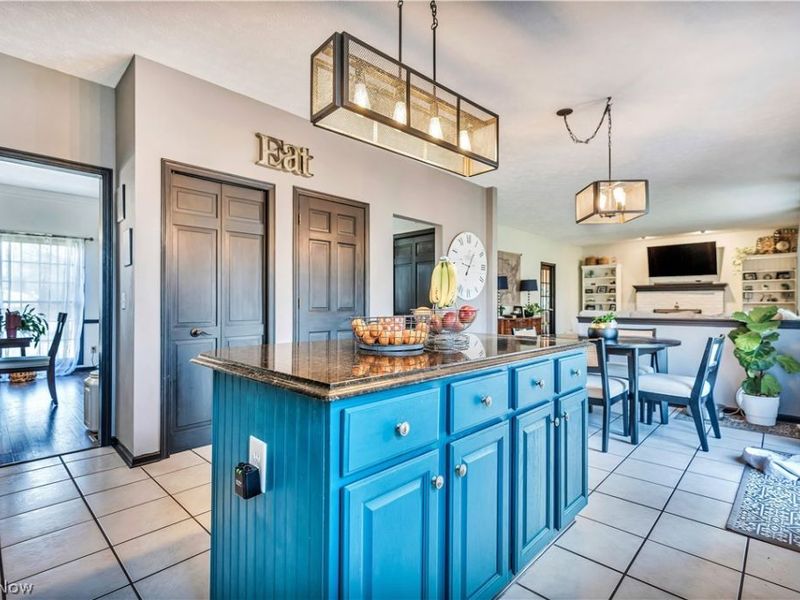 7129 Fenwick Avenue NE, Canton, OH 44721 Photo 12