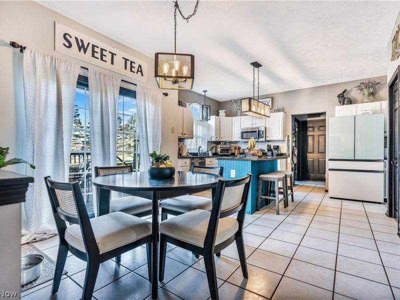 7129 Fenwick Avenue NE, Canton, OH 44721 Photo 9