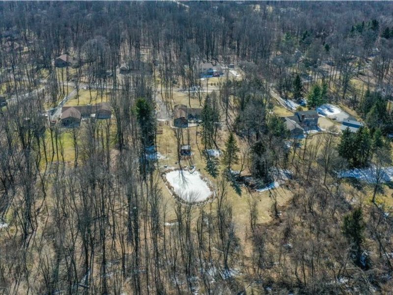 11180 Whitewood Drive, Newbury, OH 44065 Photo 9