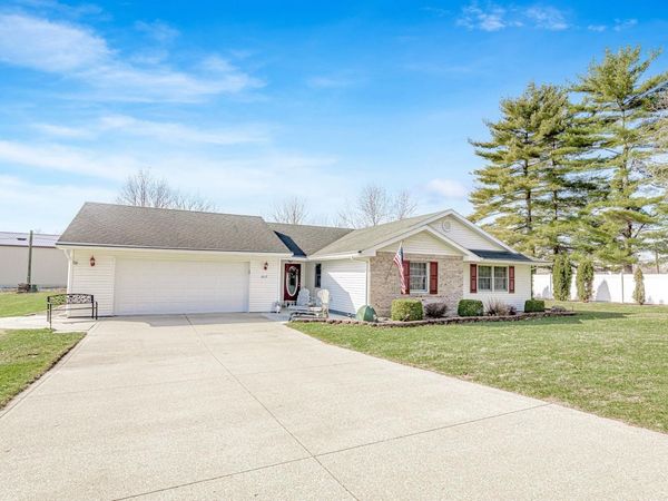 817 W Dogwood Drive, Columbia City, IN 46725