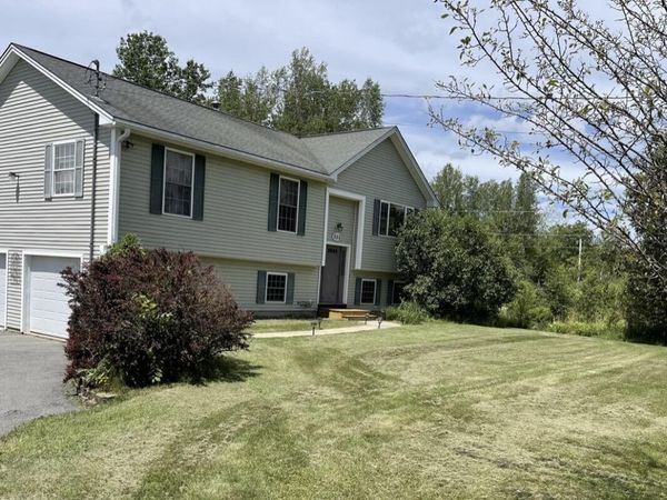650 Hudson Road, Glenburn, ME 04401