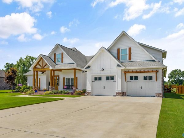 20373 Edgewood Road, Athens, AL 35614
