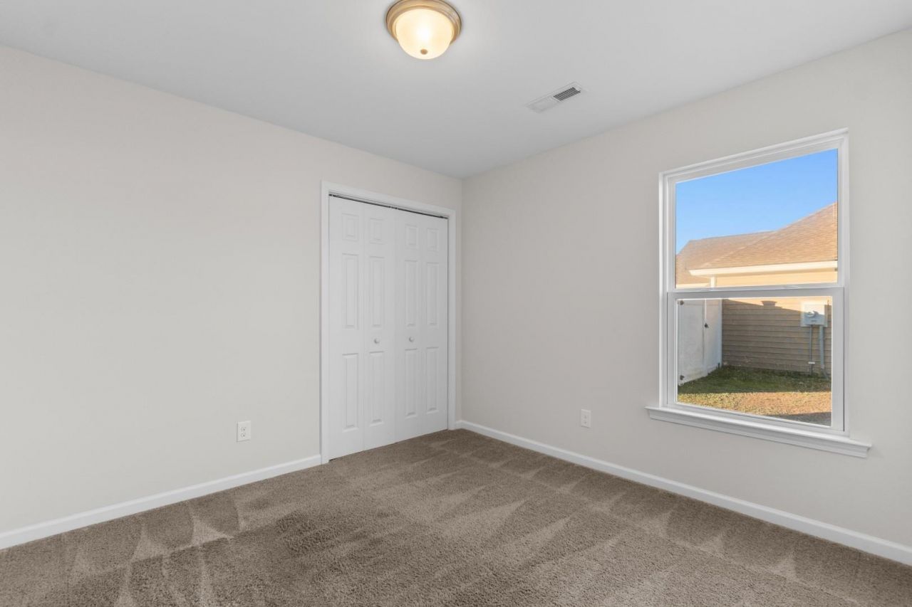 813 Benchmade Rd.  Photo 23