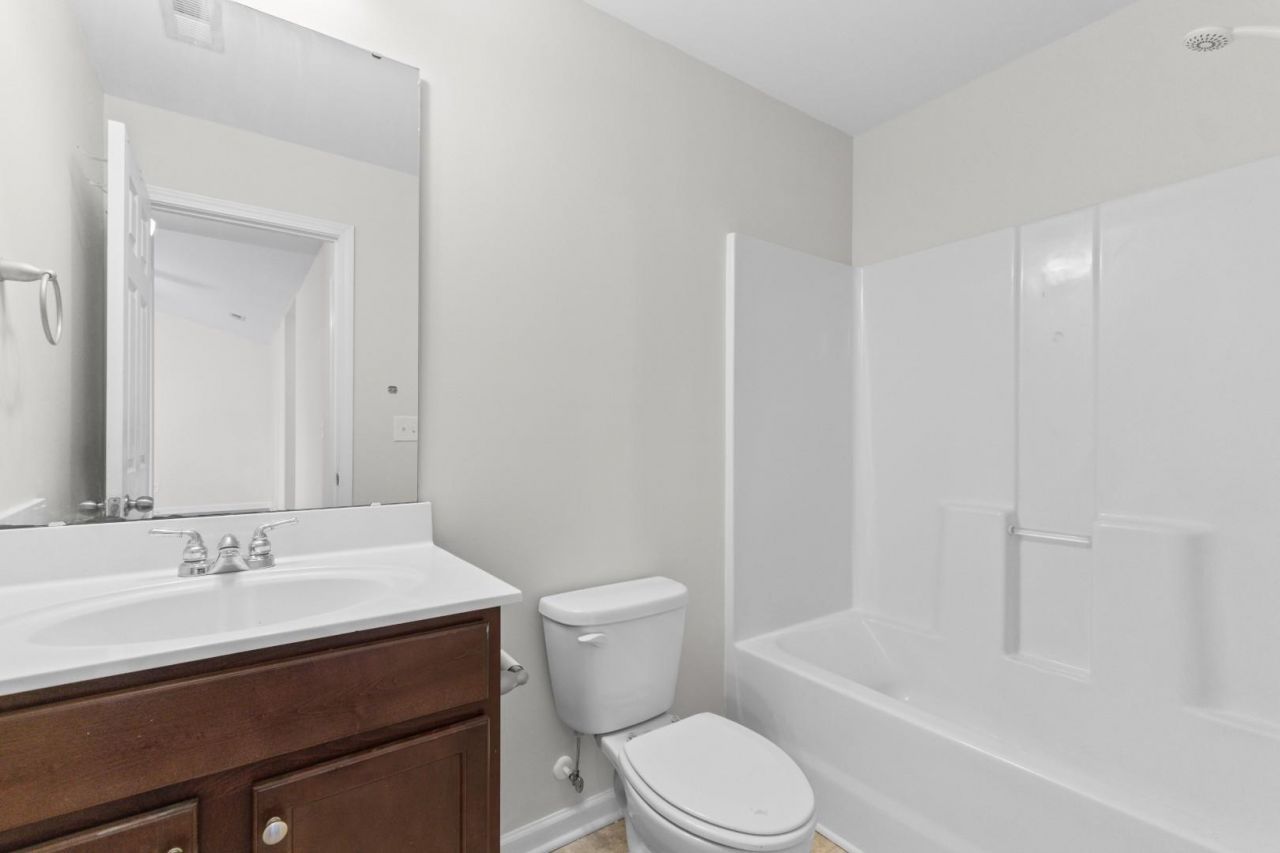 813 Benchmade Rd.  Photo 26